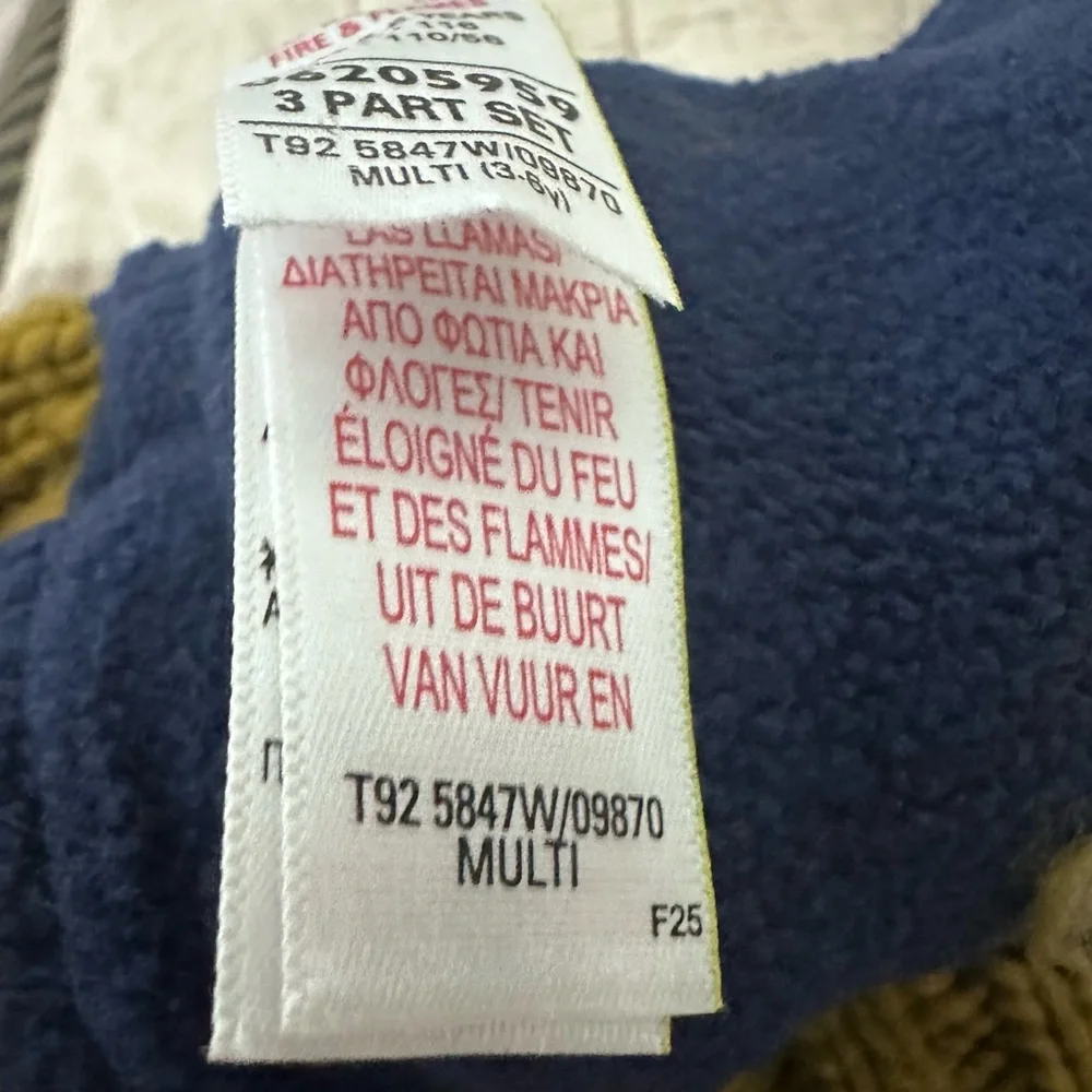 Marks & Spencer paw print knit kids mittens